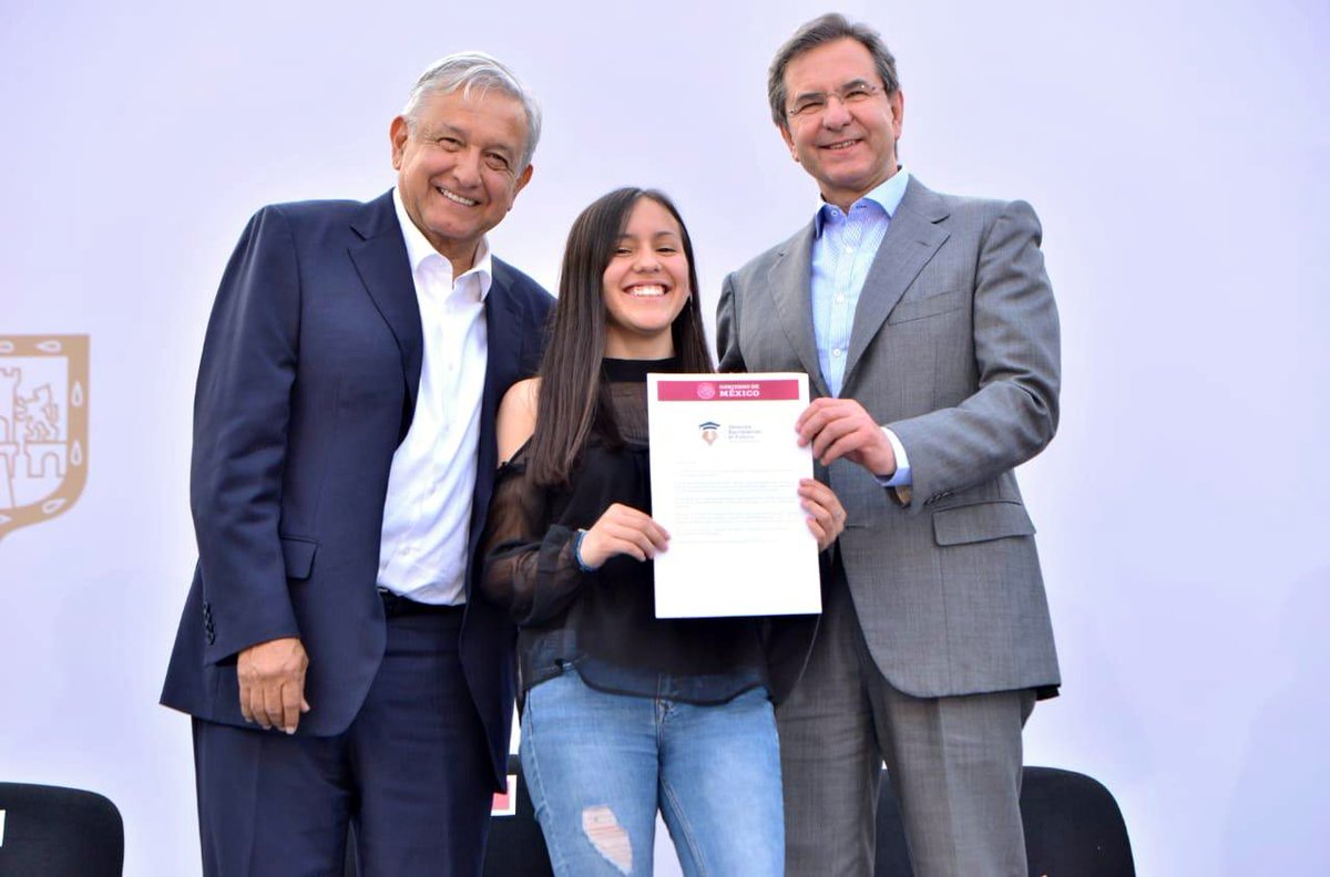 becas, amlo, cdmx