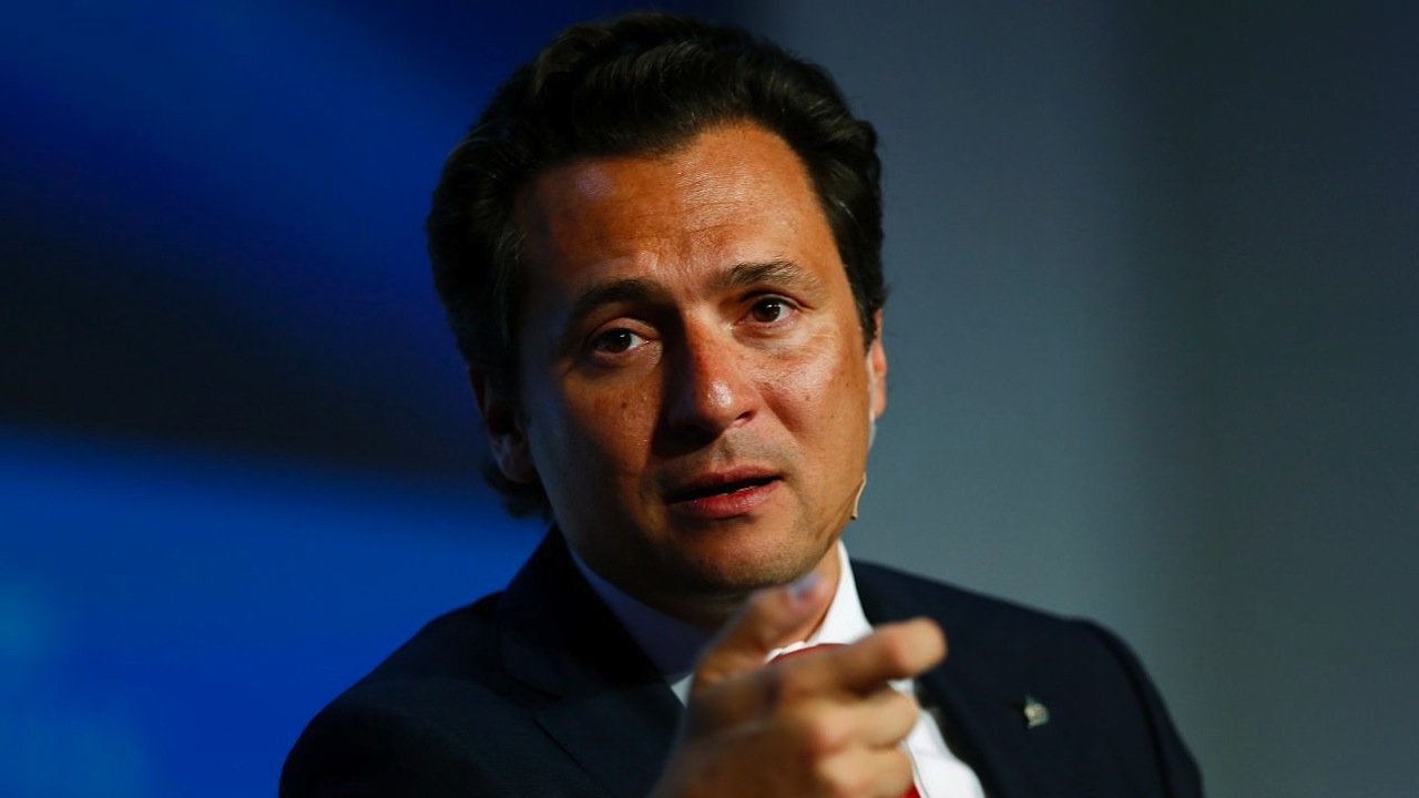 Exdirector de PEMEX, Emilio Lozoya no es aprehendido