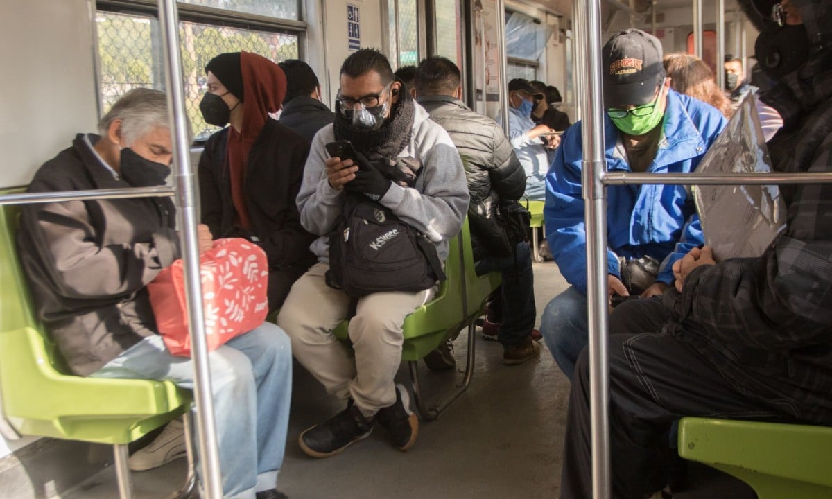 Rapero revela que comerciantes ambulantes del Metro pagan derecho de piso